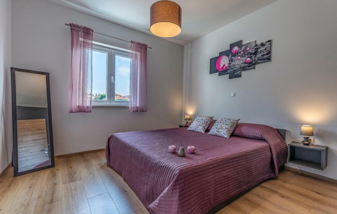 Apartment Sabina Medulin Exterior photo